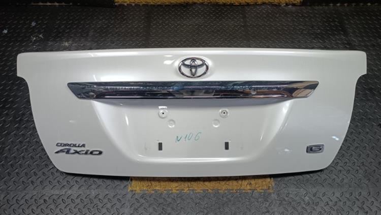 Крышка багажника Тойота Королла Аксио в Джанкое 106946