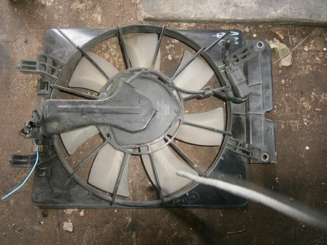 Диффузор радиатора Хонда СРВ в Джанкое 24032