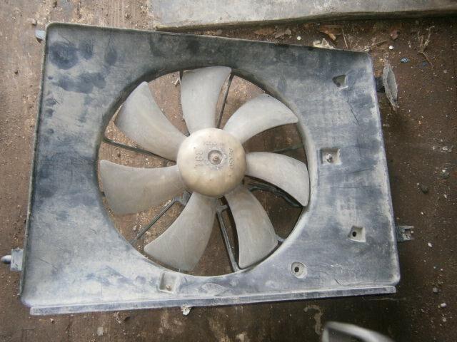 Диффузор радиатора Хонда Джаз в Джанкое 24051
