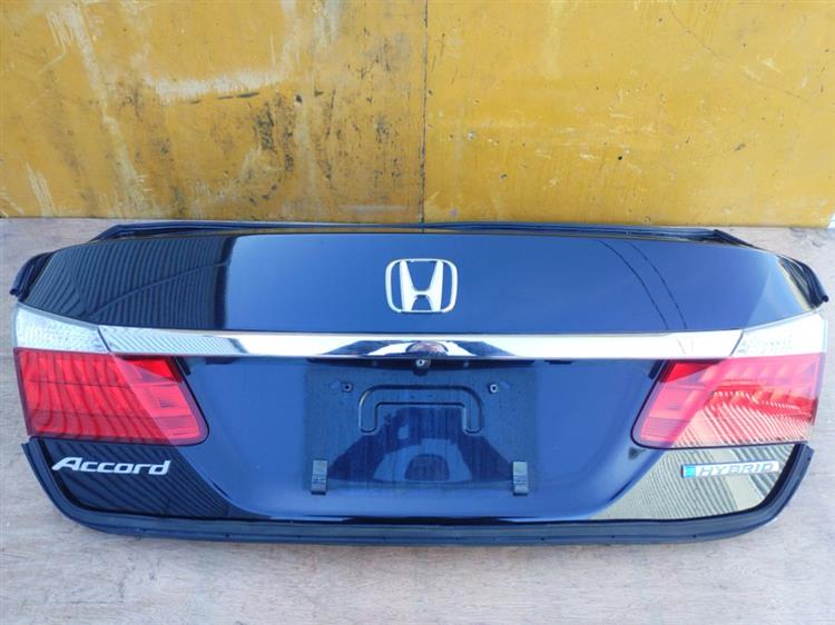 Крышка багажника Хонда Аккорд в Джанкое 50872