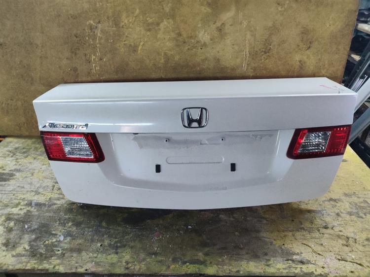 Крышка багажника Хонда Аккорд в Джанкое 72901
