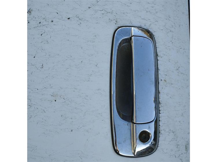 Дверь Тойота Краун в Джанкое 94144